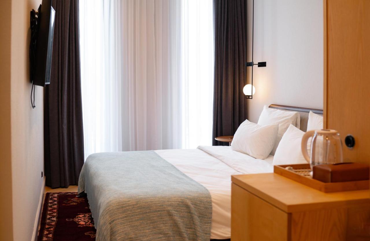 Pana Boutique Hotel Шымкент Экстерьер фото