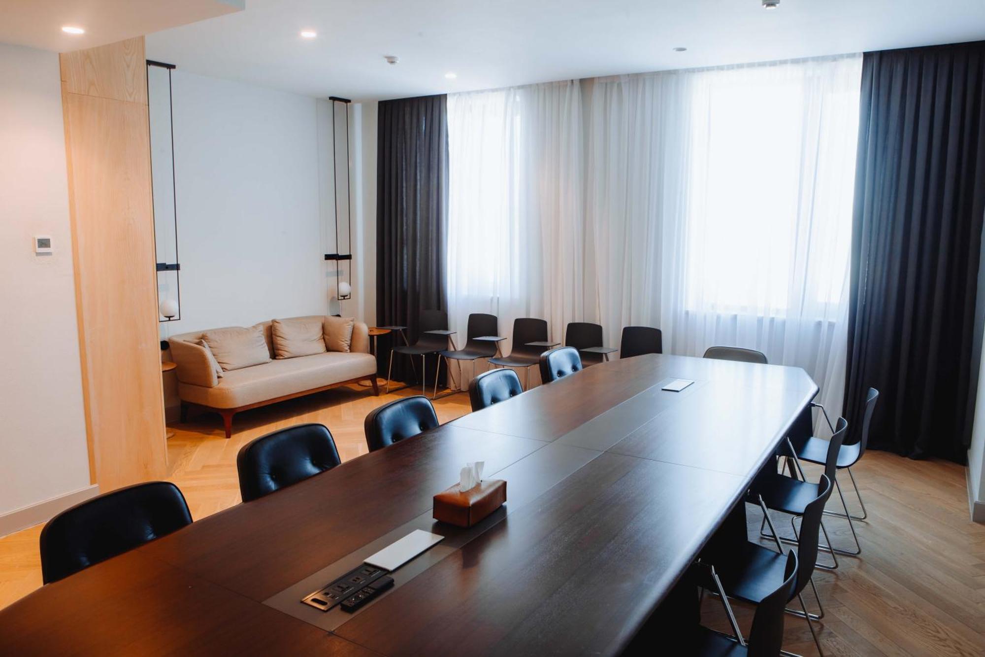 Pana Boutique Hotel Шымкент Экстерьер фото