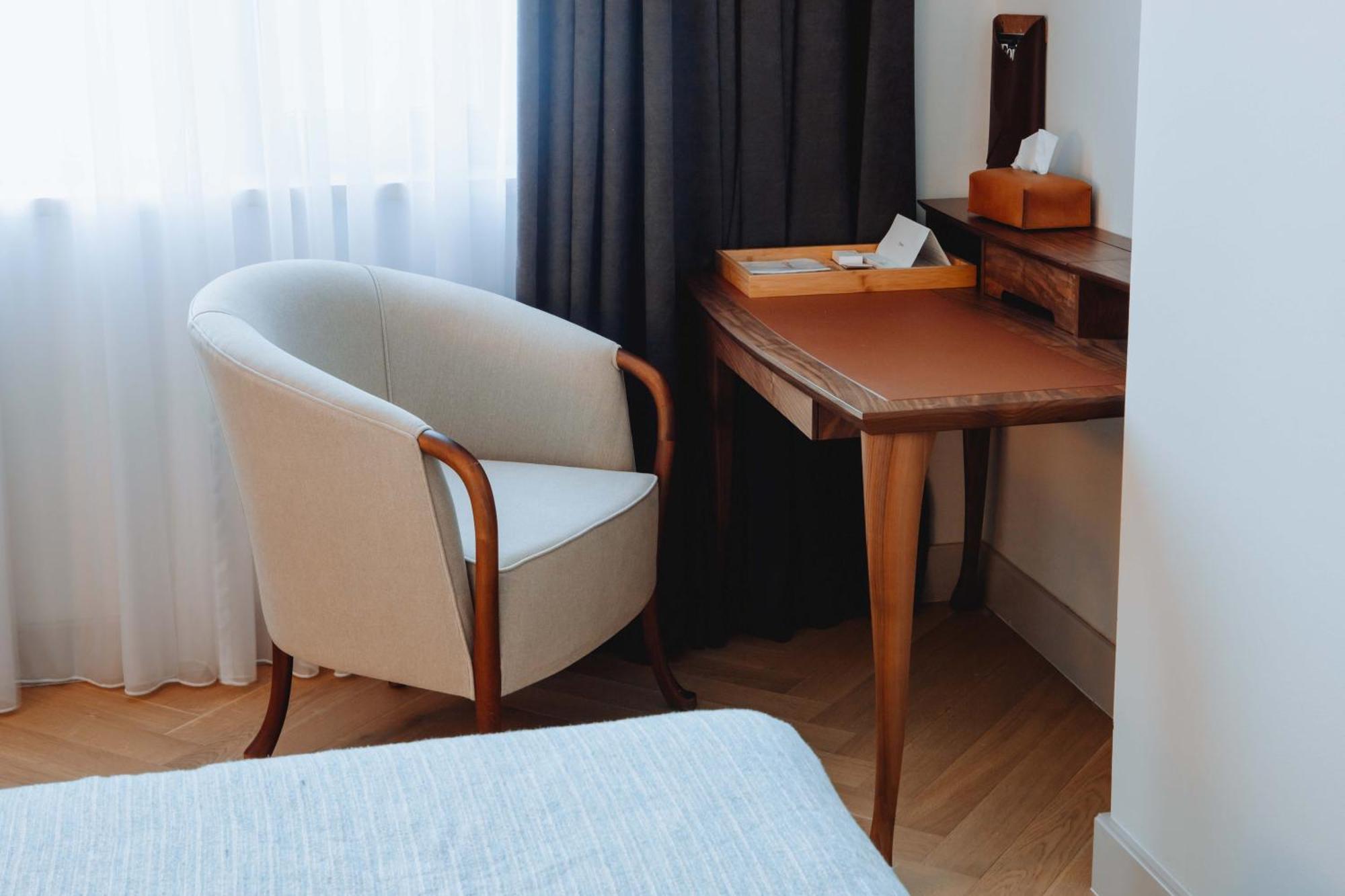 Pana Boutique Hotel Шымкент Экстерьер фото